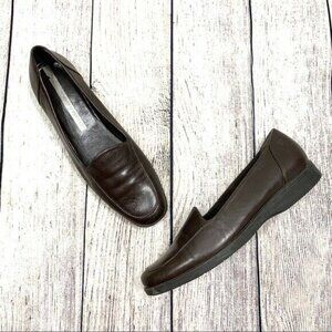 Easy Spirit Leather Anti Gravity Slip On Shoes